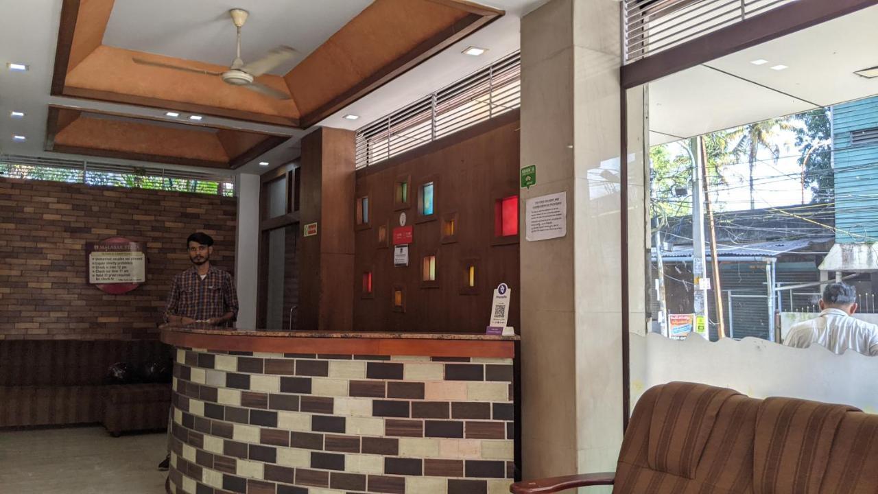 Malabar Plaza Inn Kochi Exteriér fotografie