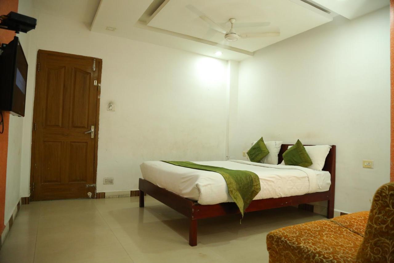 Malabar Plaza Inn Kochi Exteriér fotografie