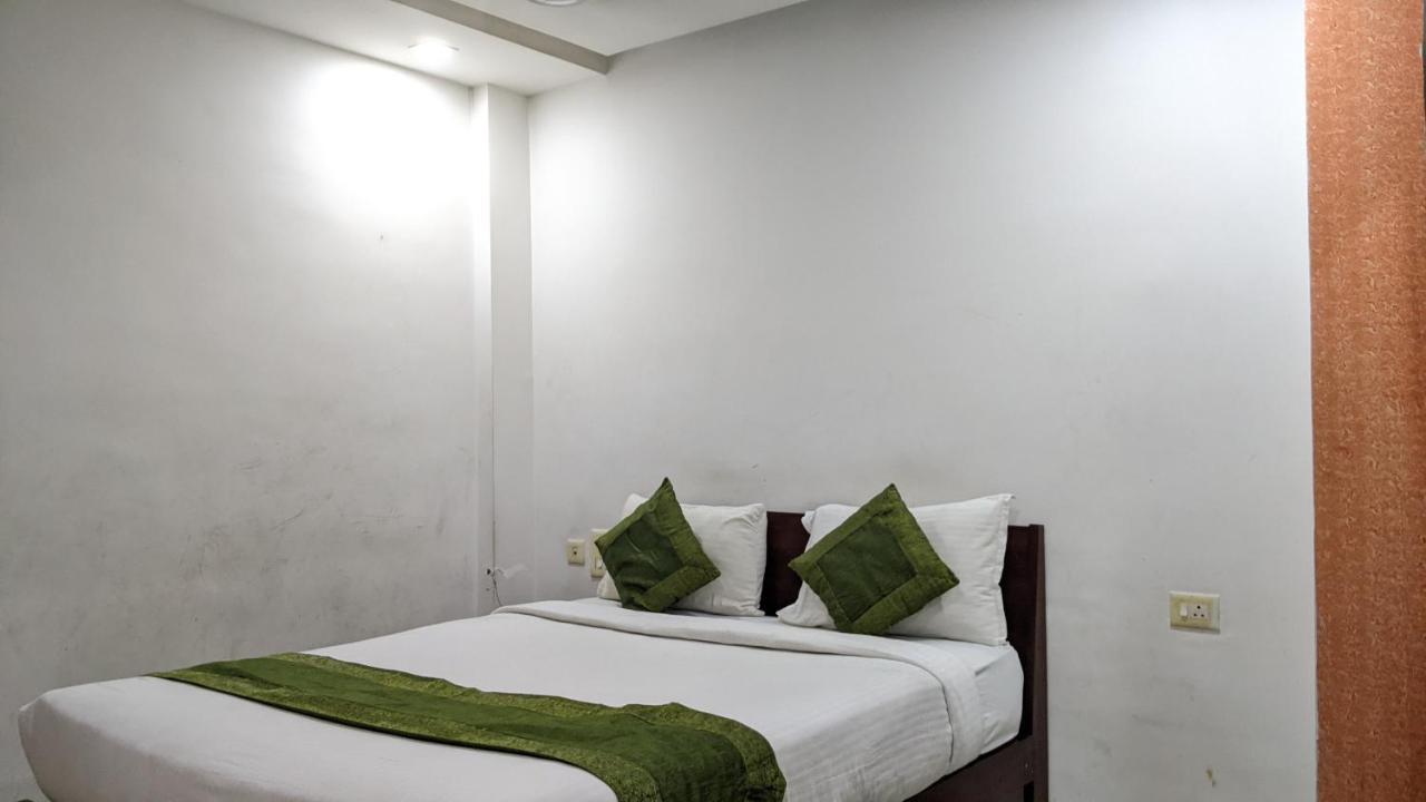 Malabar Plaza Inn Kochi Exteriér fotografie